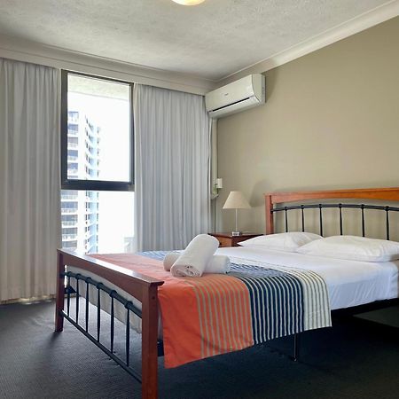 Warringa Surf Holiday Apartments Gold Coast Exterior photo