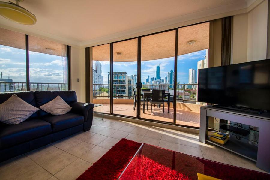 Warringa Surf Holiday Apartments Gold Coast Exterior photo